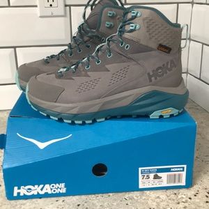 Hoka Women’s Sky High Hiking Boot